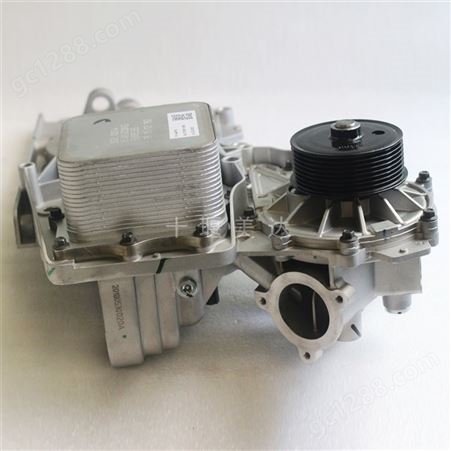 适用于康明斯ISF2.8机油冷却器模块430马力柴油机油冷却器总成5445753