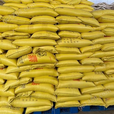 厂家供应尿素 大颗粒尿素 农用尿素大量批发
