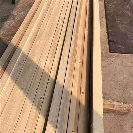 木方 木方价格 建筑木方 牧叶建材厂家加工量大从优