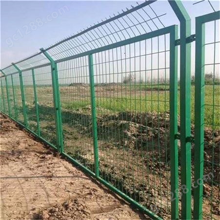 带框浸塑护栏网 铁丝网绿色隔离栅公路两侧隔离防护网