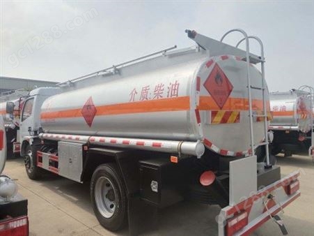 重庆国六东风油罐车5吨厂家批发供应包上户5吨加油车厂家批发