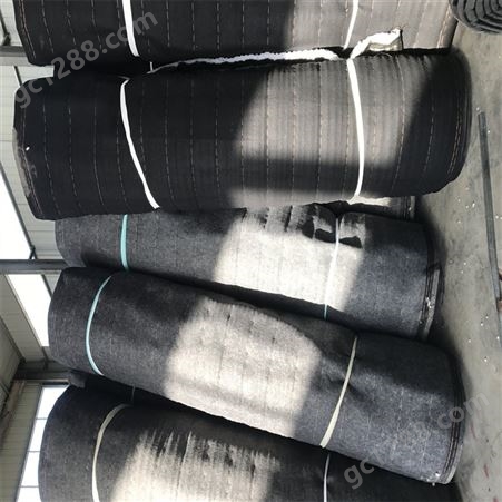 多种规格大棚保温棉被生产厂家可批发可零售，加厚新型大棚黑毡防水保温被，共富大棚保温防寒棉被