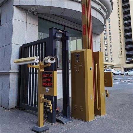 盘锦空降门厂家 企业用大型门业停车场管理系统