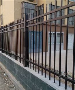 锌钢围墙护栏庭院墙栅栏别墅铁艺栏杆工厂篱笆围栏户外防护栏杆